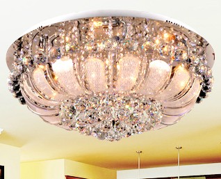 灯具:餐厅吸顶灯