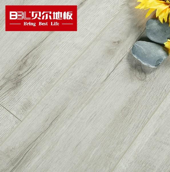 贝尔地板 强化复合地板 8mm家用浅白色 浮雕面 