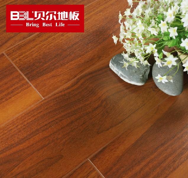 贝尔地板 强化复合木地板 12mm环保地热地板 厂